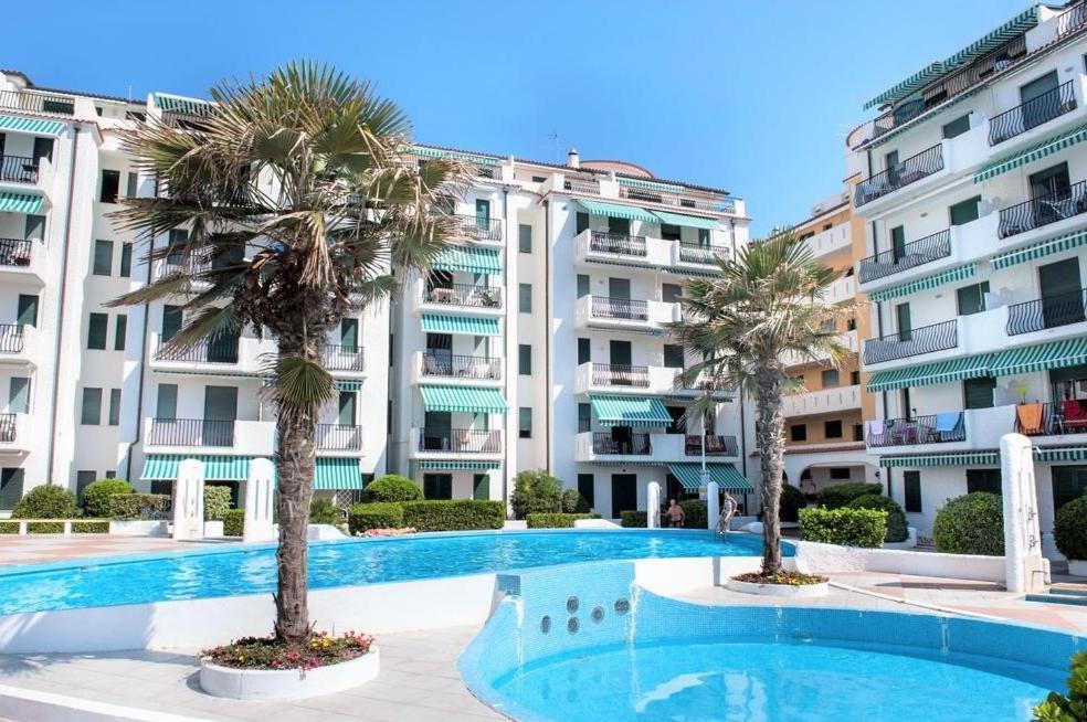 El Palmar Fronte Mare Apartment Lido di Jesolo Exterior photo